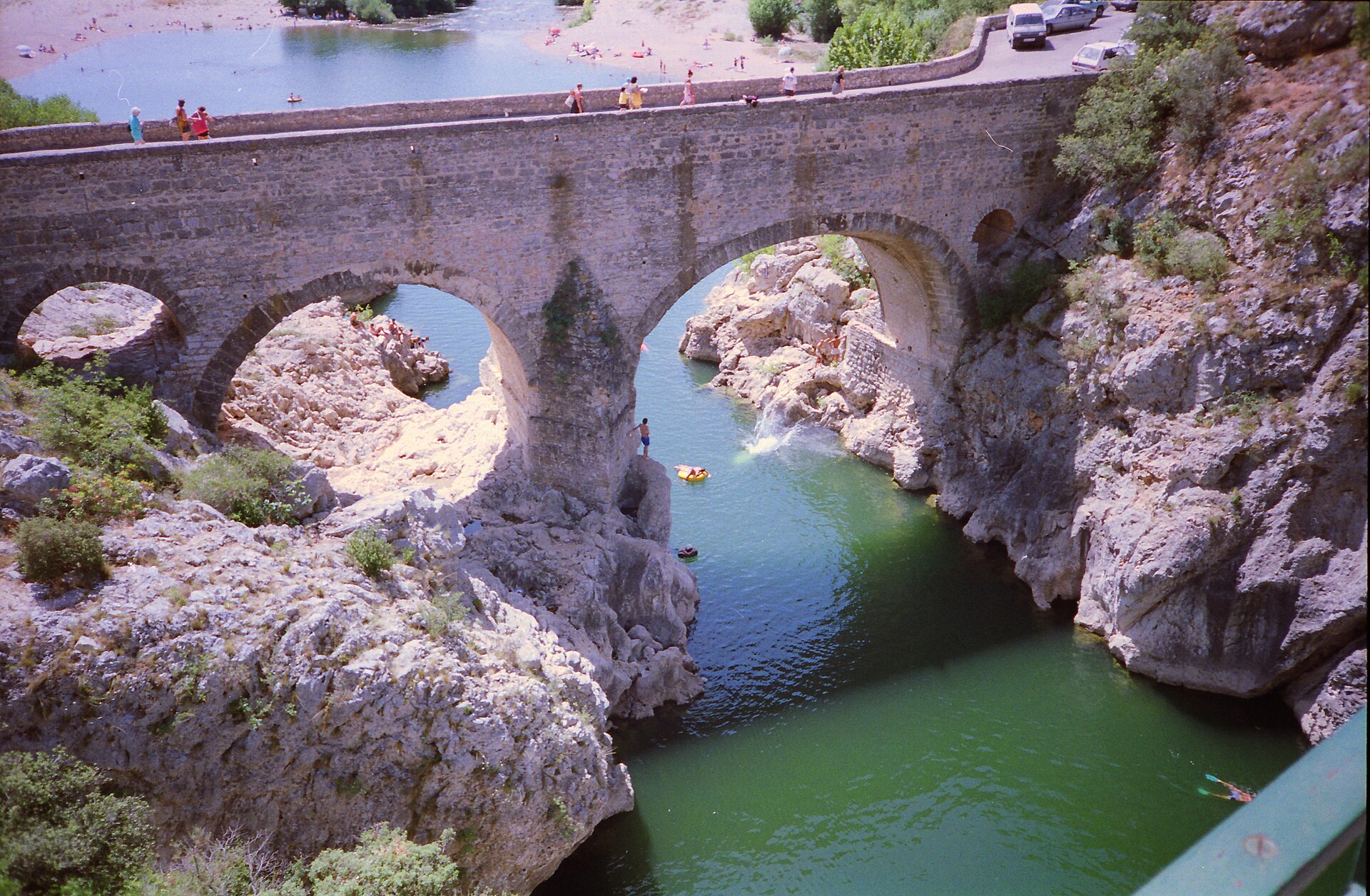 Baigneurs sous le pont du Diable